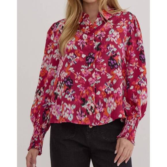 ENTRO Tops - NEW ENTRO ruby long sleeve floral top in pink